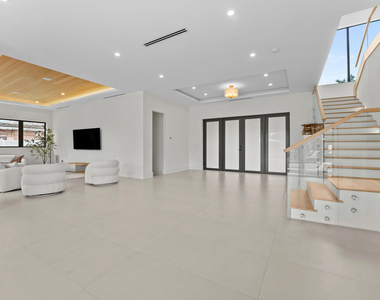 1317 Tangelo Isle - Photo Thumbnail 9
