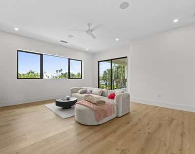1317 Tangelo Isle - Photo Thumbnail 37
