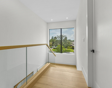 1317 Tangelo Isle - Photo Thumbnail 24