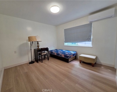 17114 Ridge Park Drive - Photo Thumbnail 8