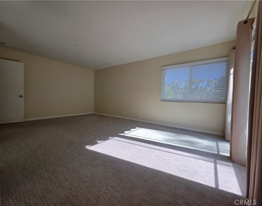 20206 Evening Breeze Drive - Photo Thumbnail 13