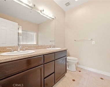 1115 Fairview - Photo Thumbnail 17