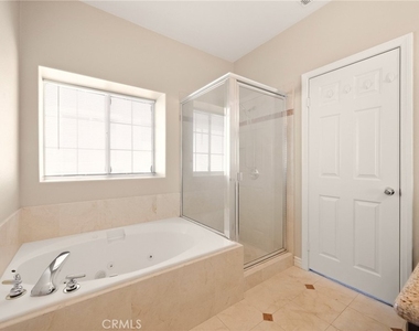1115 Fairview - Photo Thumbnail 18