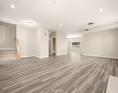 1115 Fairview - Photo Thumbnail 6