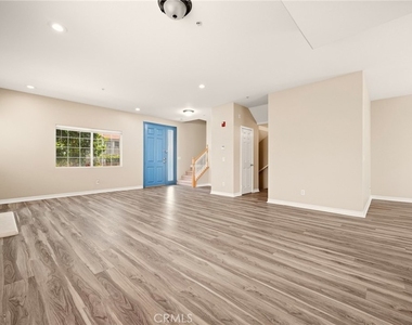 1115 Fairview - Photo Thumbnail 1