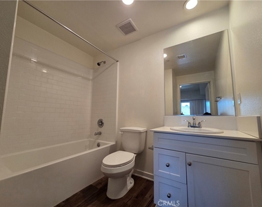 1836 Sichel Street - Photo Thumbnail 6