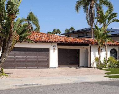 4211 W Hemlock Street - Photo Thumbnail 3