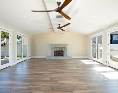 4211 W Hemlock Street - Photo Thumbnail 12