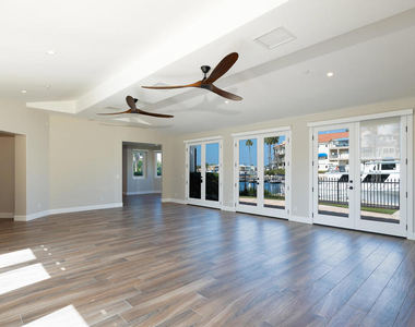 4211 W Hemlock Street - Photo Thumbnail 7
