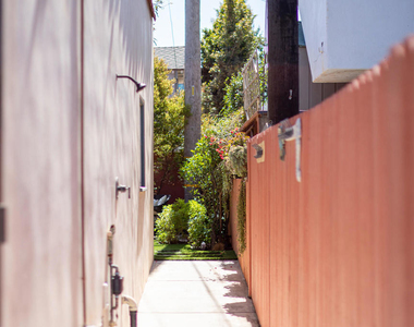 108 Eagle Rock Avenue - Photo Thumbnail 21