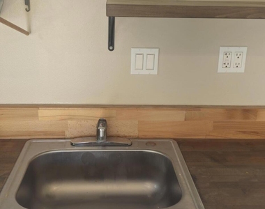 1617 Avenida Del Manzano - Photo Thumbnail 4