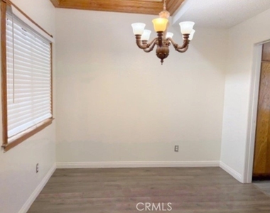 2840 Oak Creek Drive - Photo Thumbnail 3