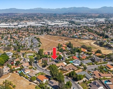 20456 Tam Oshanter Drive - Photo Thumbnail 24