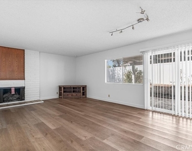 20456 Tam Oshanter Drive - Photo Thumbnail 1