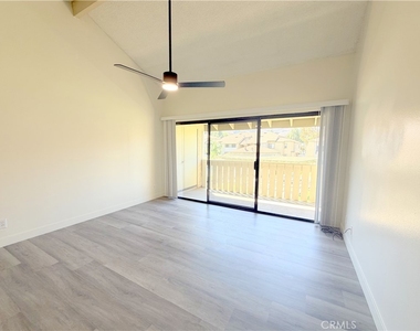 34 Carriage Way - Photo Thumbnail 13