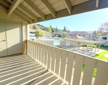 34 Carriage Way - Photo Thumbnail 7