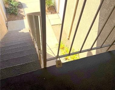 34 Carriage Way - Photo Thumbnail 23