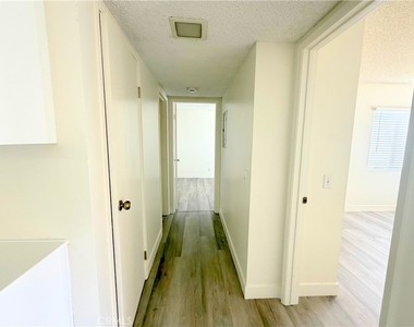 34 Carriage Way - Photo Thumbnail 21