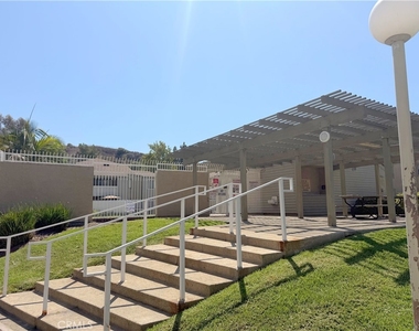 34 Carriage Way - Photo Thumbnail 25