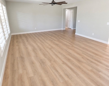31787 Quilt Way - Photo Thumbnail 6