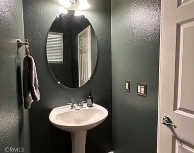 15423 Park Point - Photo Thumbnail 18