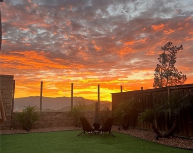15423 Park Point - Photo Thumbnail 2