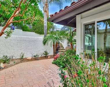 4658 Tam Oshanter Drive - Photo Thumbnail 57