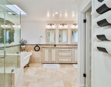 4658 Tam Oshanter Drive - Photo Thumbnail 39
