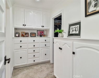 4658 Tam Oshanter Drive - Photo Thumbnail 38