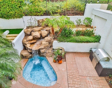 4658 Tam Oshanter Drive - Photo Thumbnail 47