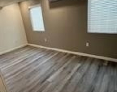 3720 Kelton - Photo Thumbnail 5