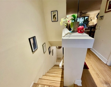 8840 Villa La Jolla Drive - Photo Thumbnail 12