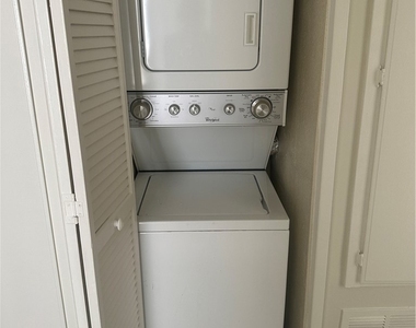 5525 Canoga - Photo Thumbnail 12