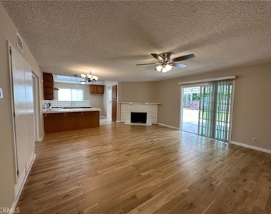 23740 Welby Way - Photo Thumbnail 4