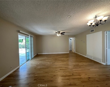 23740 Welby Way - Photo Thumbnail 8