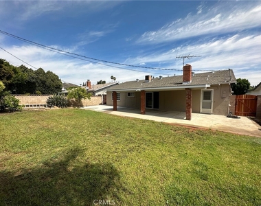 23740 Welby Way - Photo Thumbnail 24