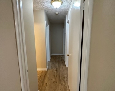 23740 Welby Way - Photo Thumbnail 12