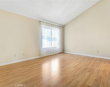 9531 Sepulveda Blvd - Photo Thumbnail 10