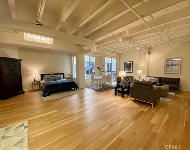 312 W 5th Street - Photo Thumbnail 12