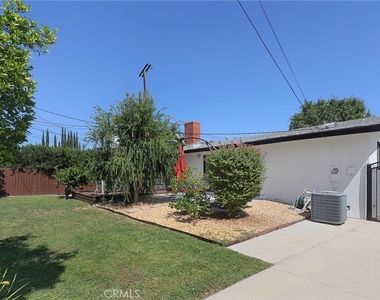 6629 Melba Ave - Photo Thumbnail 15