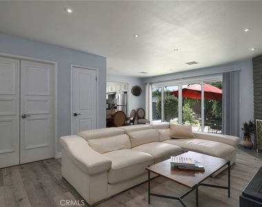 6629 Melba Ave - Photo Thumbnail 4