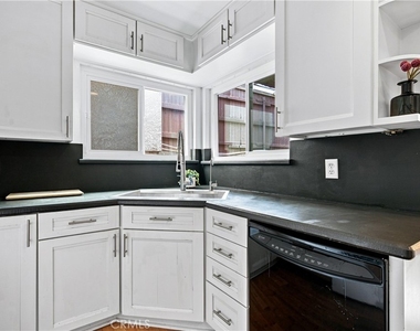 4675 Willis - Photo Thumbnail 12