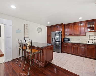 22248 Leadwell - Photo Thumbnail 17