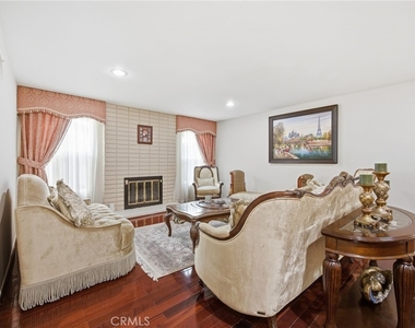 22248 Leadwell - Photo Thumbnail 14