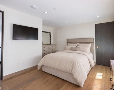 2125 Ashington Drive - Photo Thumbnail 19