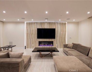 2125 Ashington Drive - Photo Thumbnail 5
