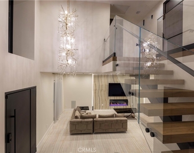 2125 Ashington Drive - Photo Thumbnail 4