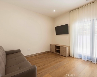 2125 Ashington Drive - Photo Thumbnail 37