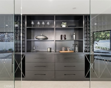 2638 Zorada Drive - Photo Thumbnail 7