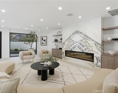2638 Zorada Drive - Photo Thumbnail 5